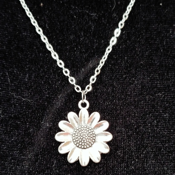 SUNFLOWER SILVER NECKLACE Boho Hippie Statement - Picture 4 of 4